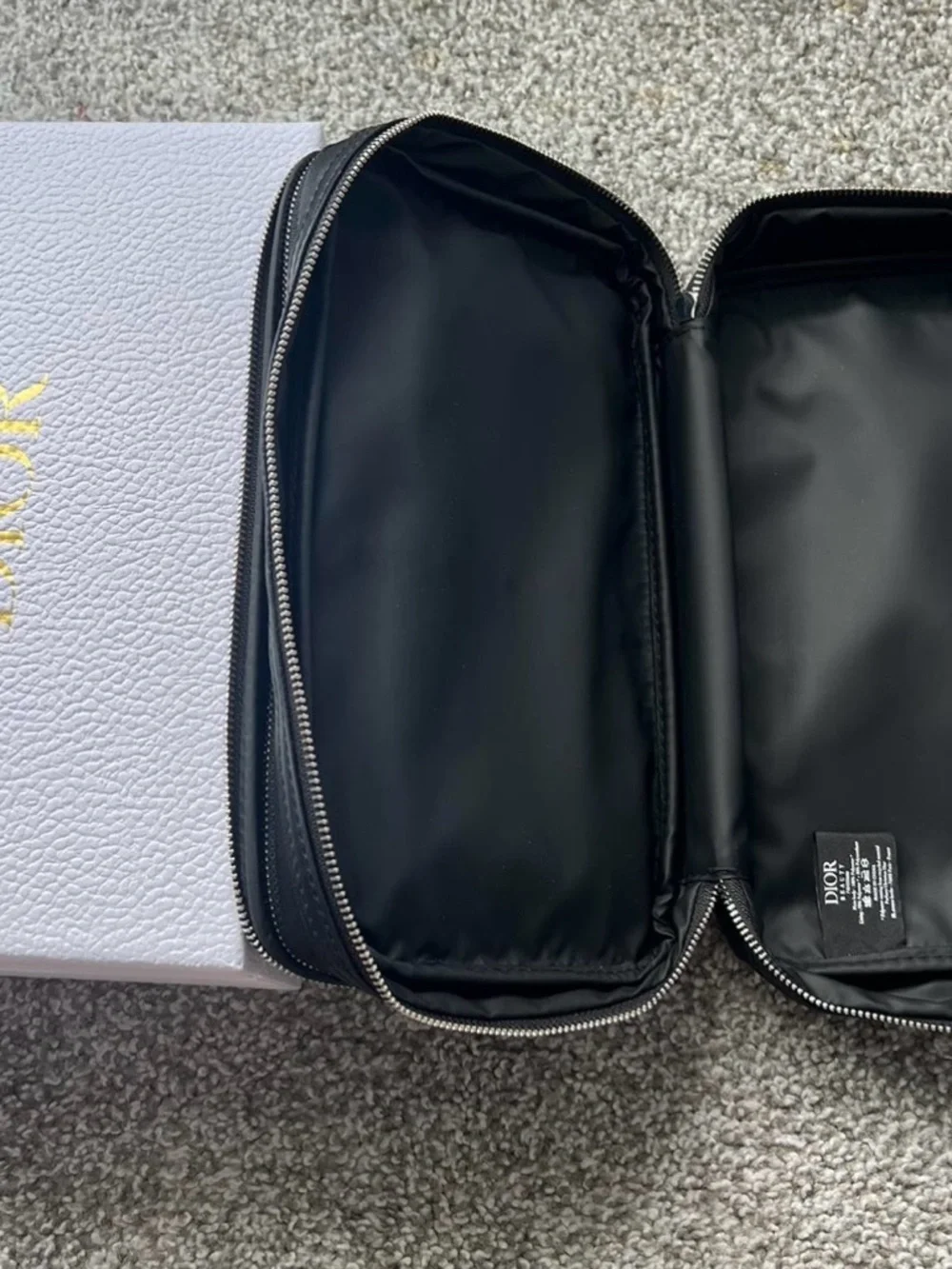 Travel Makeup Brush Set in Black with Clear Brush Covers